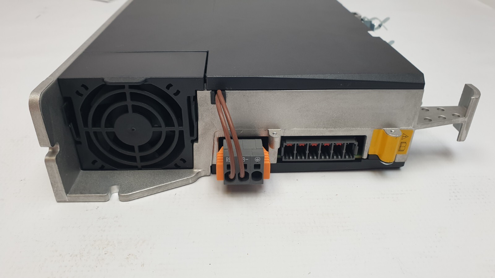 B&R ACOPOS P3 Servo Drive 8EI8X8HWTS0.0600-1
