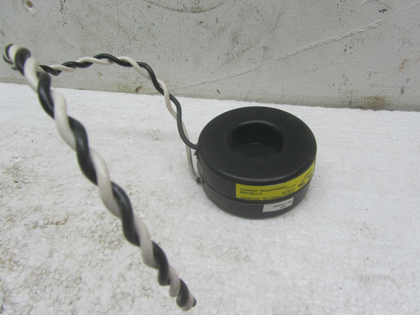 WICC LTD MW1288-L72 CURRENT TRANSFORMER 173:0.2A, 10KV, 50-400Hz