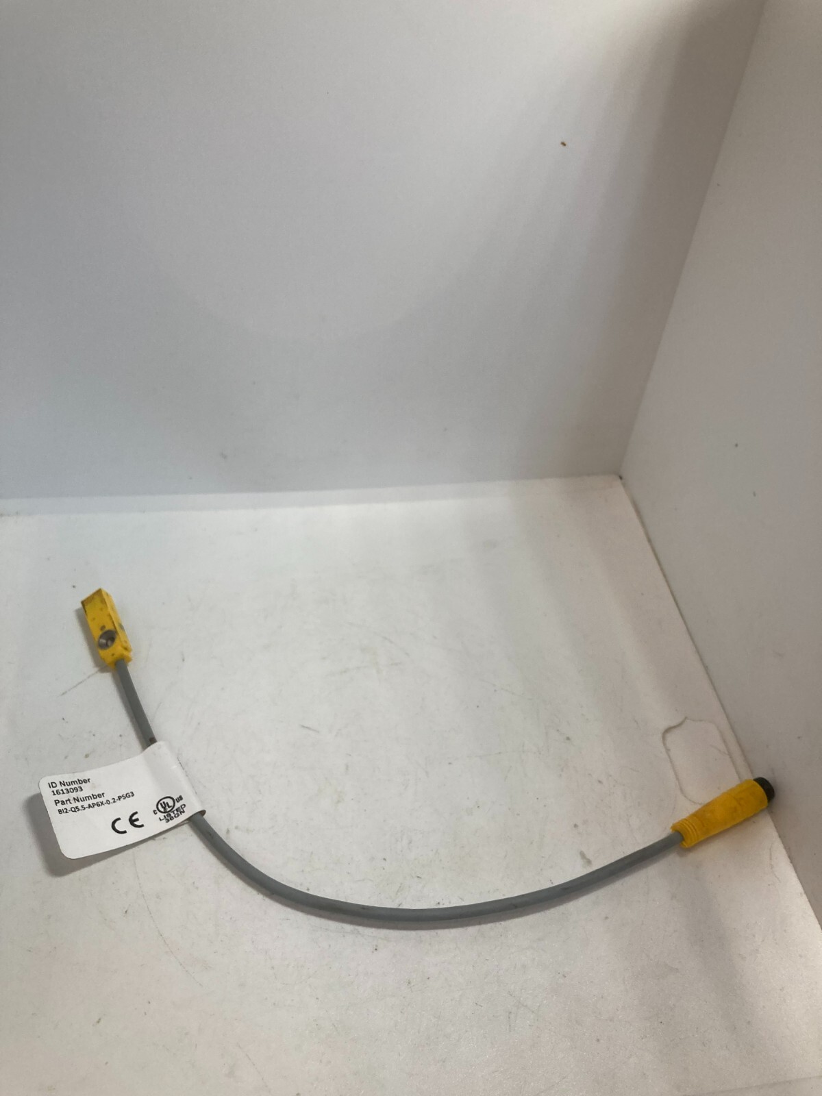 TURCK BI2-Q5.5-AP6X-0.2-PSG3 SENSOR INDUCTIVE 2MM RANGE NO PNP 10-30VDC 3-PIN M