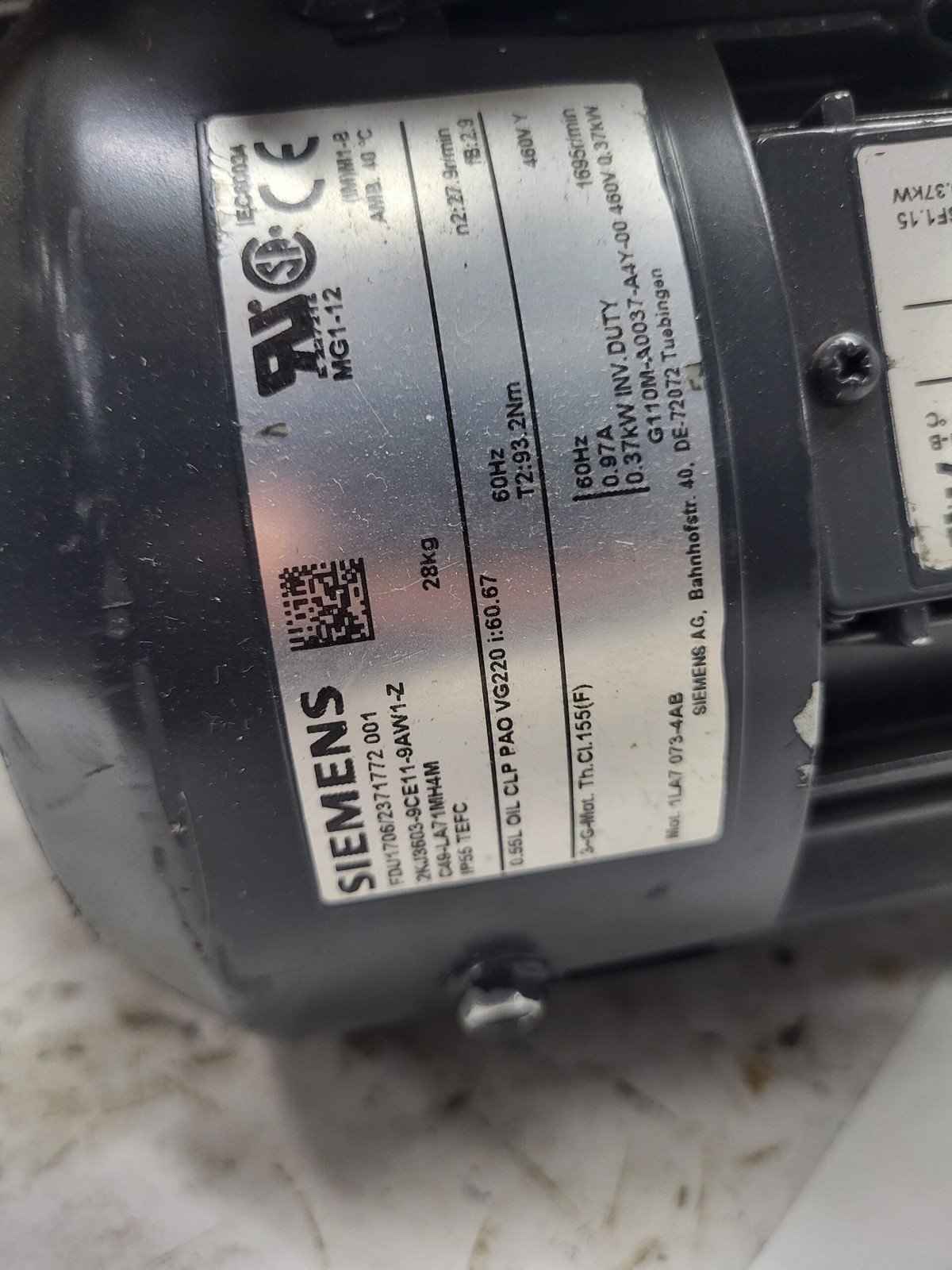 SIEMENS 2KJ3603-9CE11-9AW1-Z MOTOR 0.37kW 1695RPM w/ SINAMICS G110M PM240M DRIVE