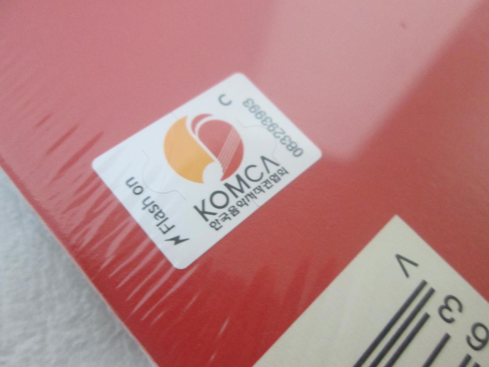 RED VELVET THE 6TH MINI ALBUM QUEENDOM VERSION B SEALED