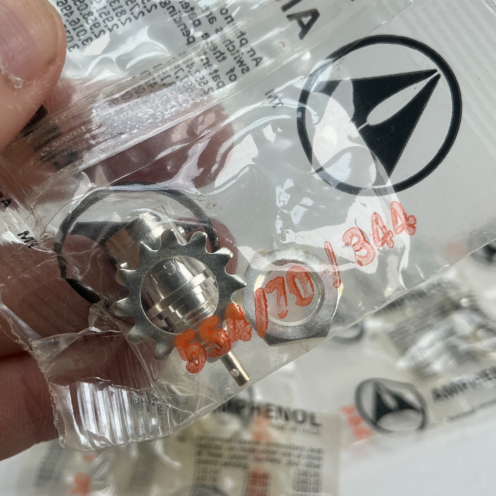 Amphenol Coaxial Connector Lot of 5 554/70/344 New Sealed