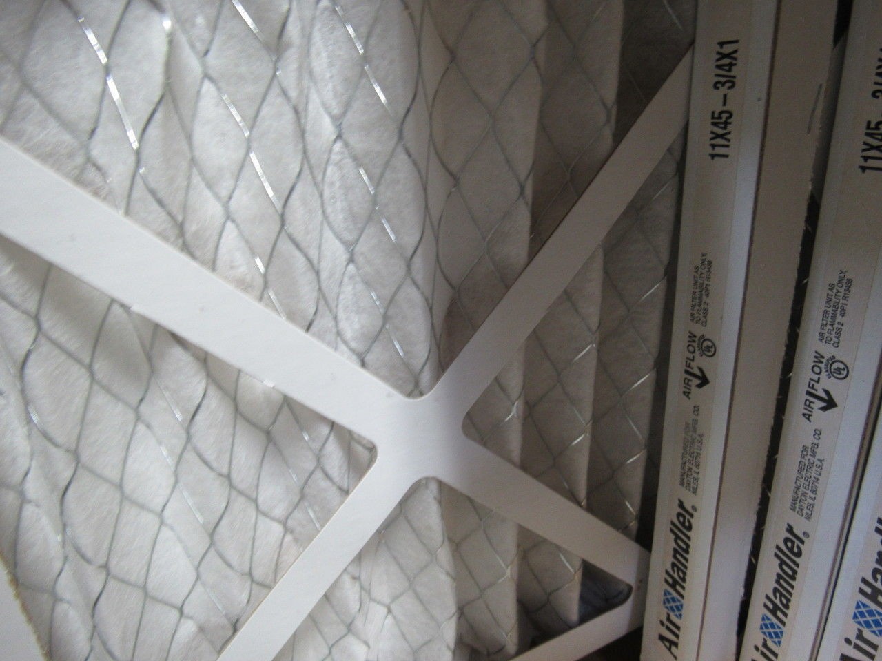 Air Handler 30935W 11″x 45-3/4″x1″ Pleated Air Filter 40% S/C Lot Of 12