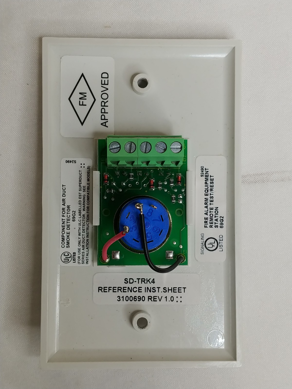 SD-TRK4 EDWARDS Remote Reset/Test 4W, Cat45 *Wrong Box*