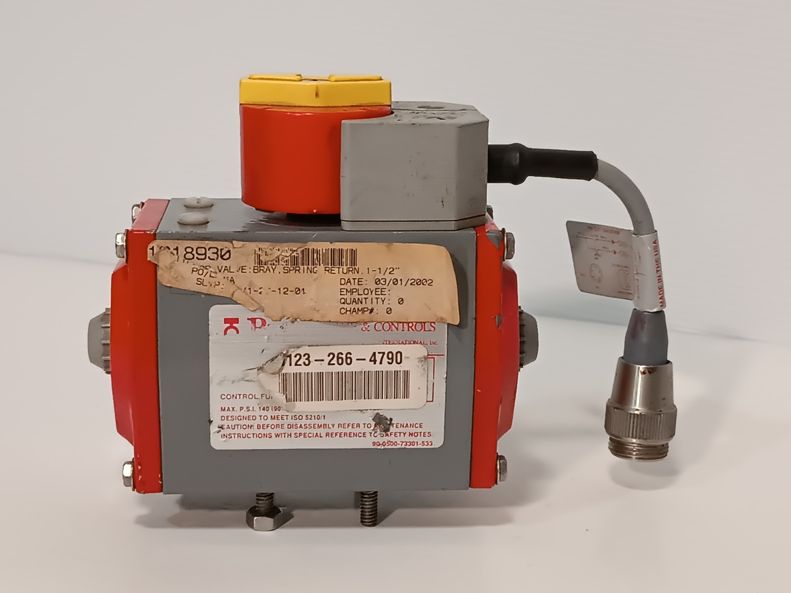 Bray 90-0500-73301-533 Series 92/93 Pneumatic Actuator w 52-0004-71104-536 Prox
