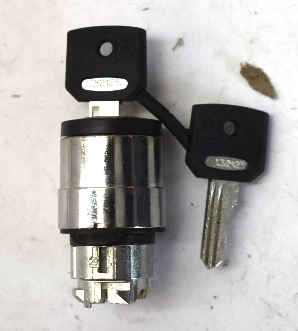 Head For Key Switch Selector w 2 Keys Compatible With Schneider Electric