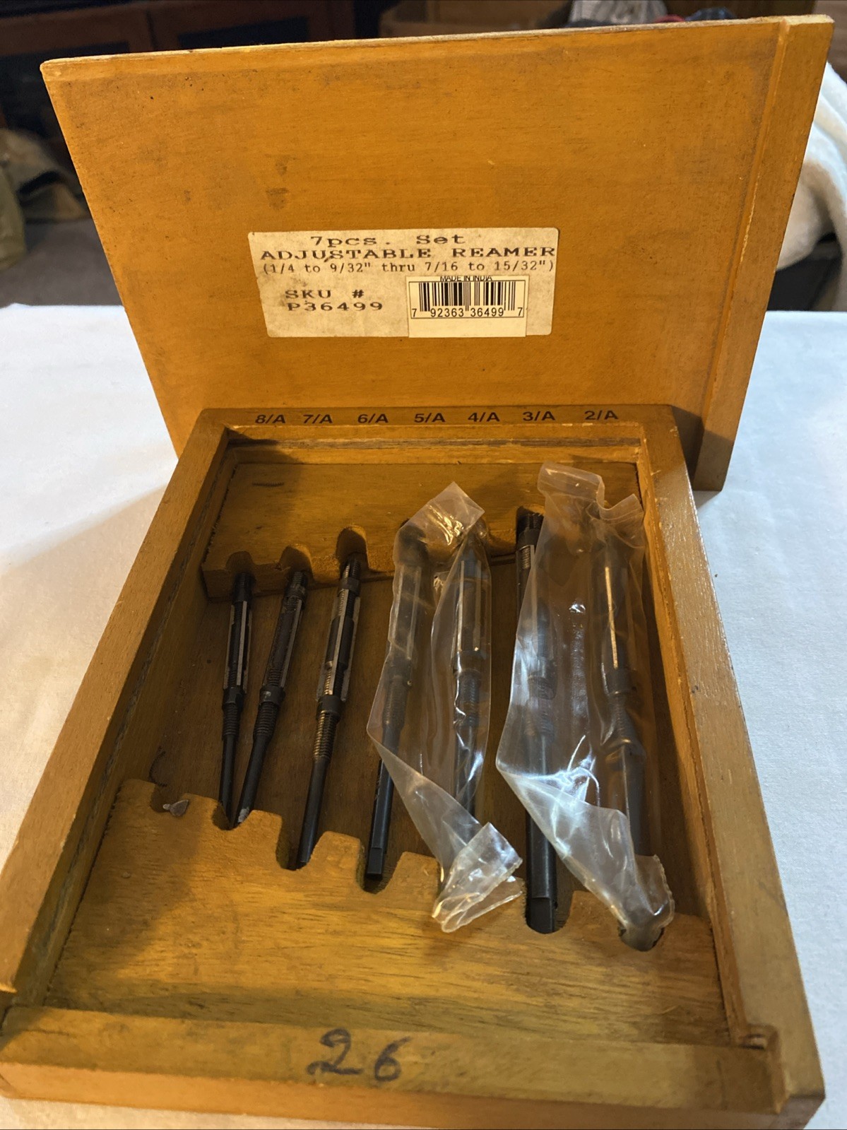 7 Pcs Adjustable Hand Reamer Set 8/A To 2/A Wooden Case (1/4″ – 15/32”), $28.