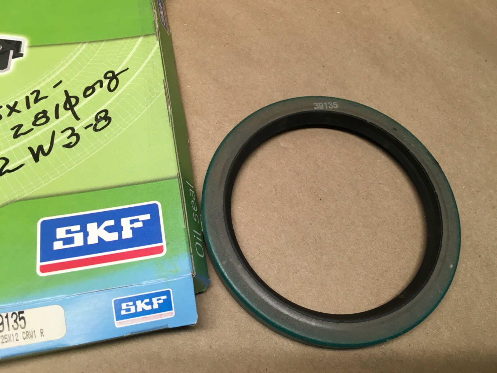 Chicago Rawhide/SKF 39135 Oil Seal 100x125x12 (KB)