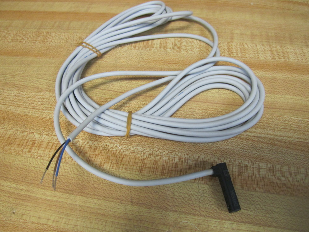 SMC D-Y69A Pneumatic Auto Switch Gripper DY69A 195″ Cable