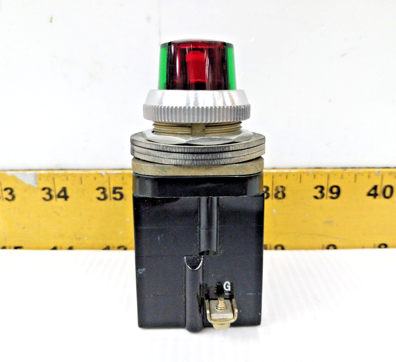 Allen-Bradley Cluster Pilot Light Type 13 Red & Green 24 VDC 800T-QCL424GRGR