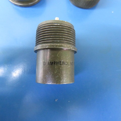 Amphenol 97-3106A-18-4S Qty of 3 per Lot Circular Connector – Plug – Female Soc