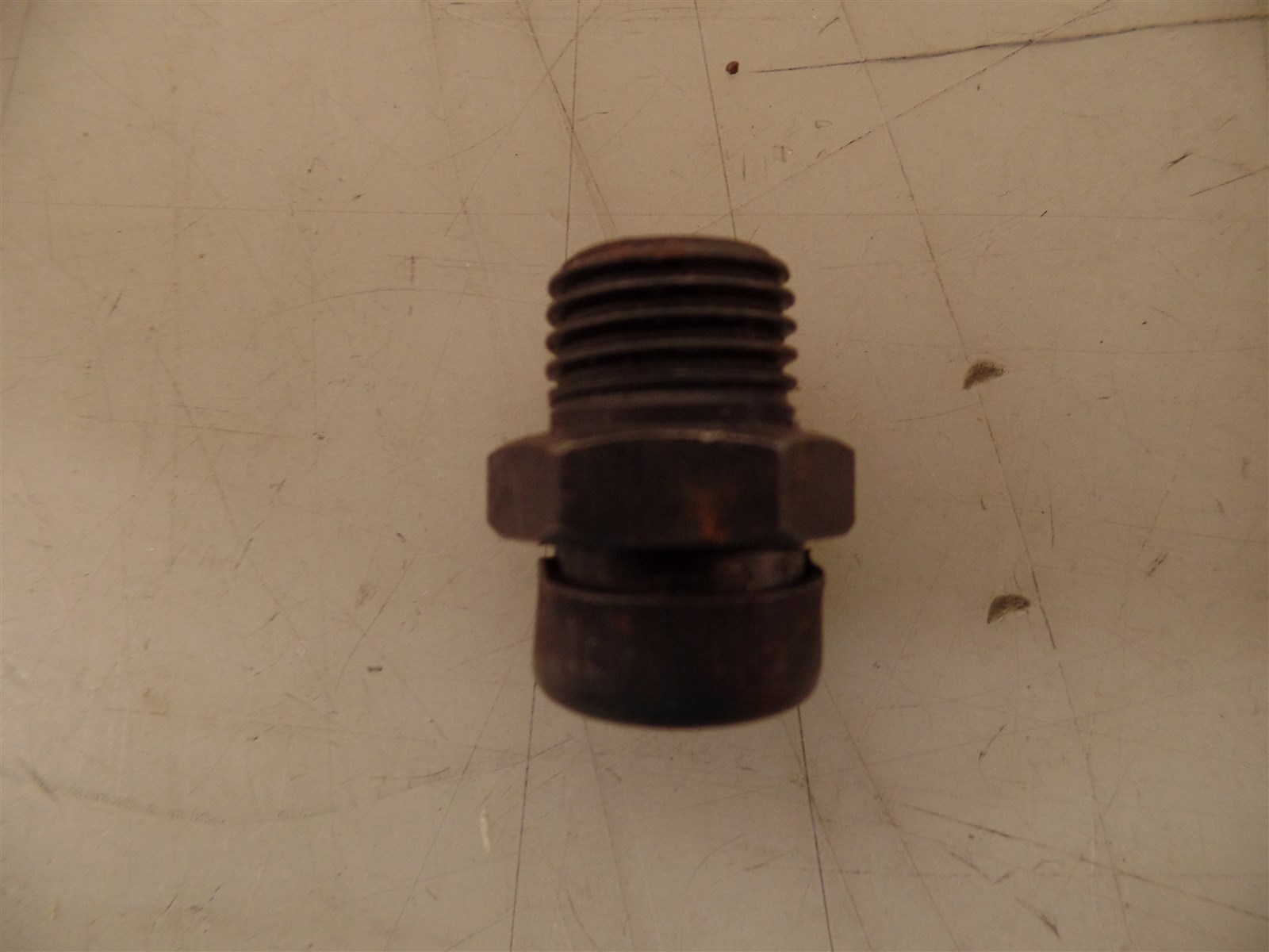 3644557M1 PLUG/PRESSURE RELIEF 1/ AGCO FINISH MOWER 1750 1751 1760 1761 more