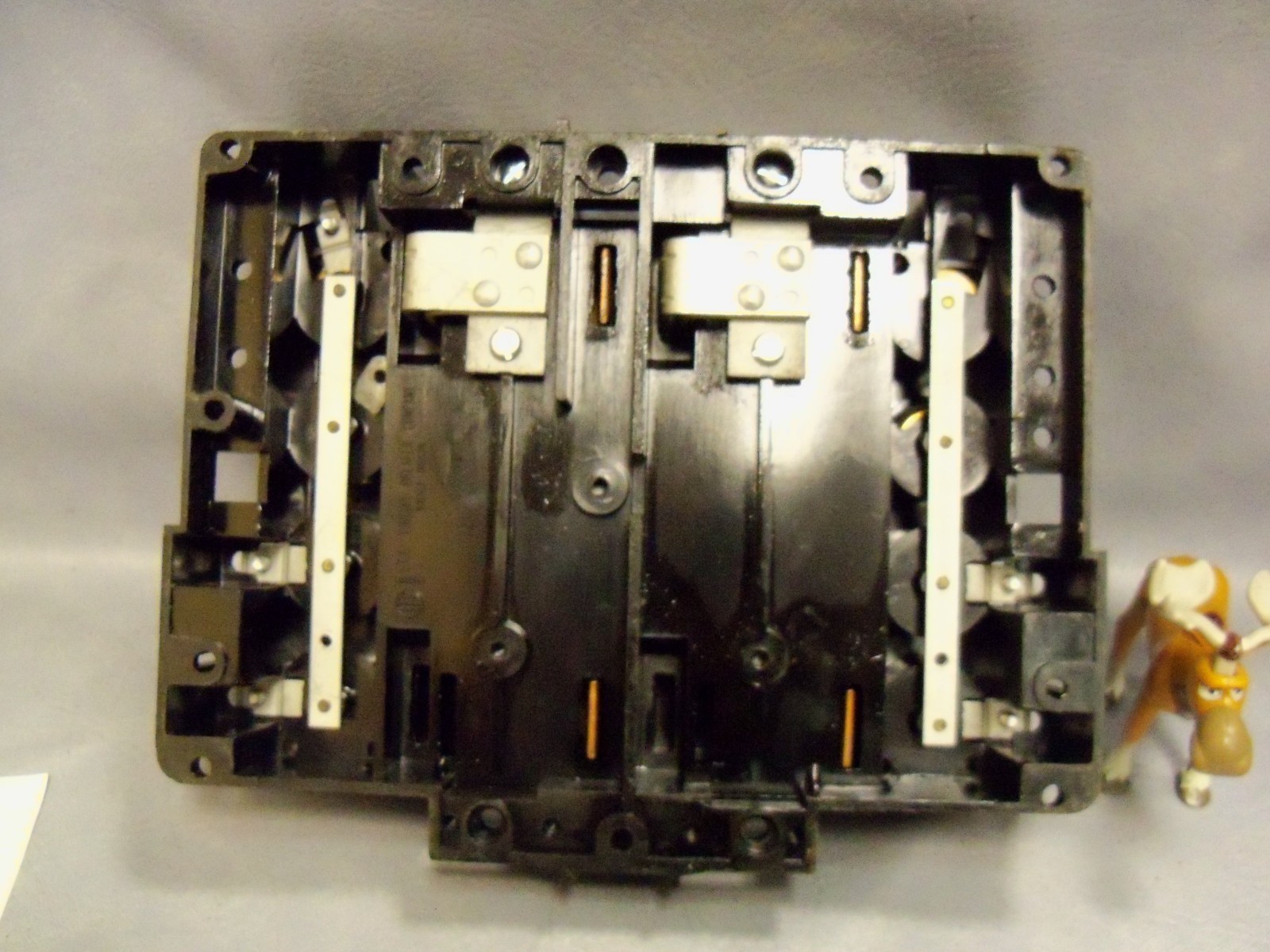 Weco / ITE R-1888-1 Fuse Block w 100A Fuse Pull Out