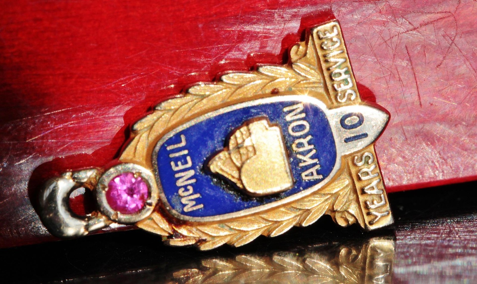 10k yellow gold service pendant McNeil NRM Inc 0.11ct ruby vintage 2.5gr scr2354