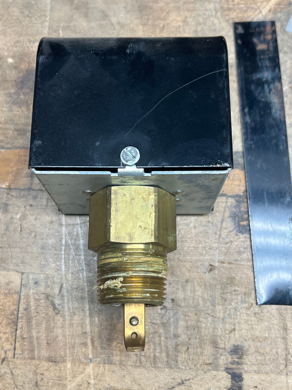 ITT McDONNELL FLOW SWITCH FS4-3-RP MAX 150 PSI MAX 300F used