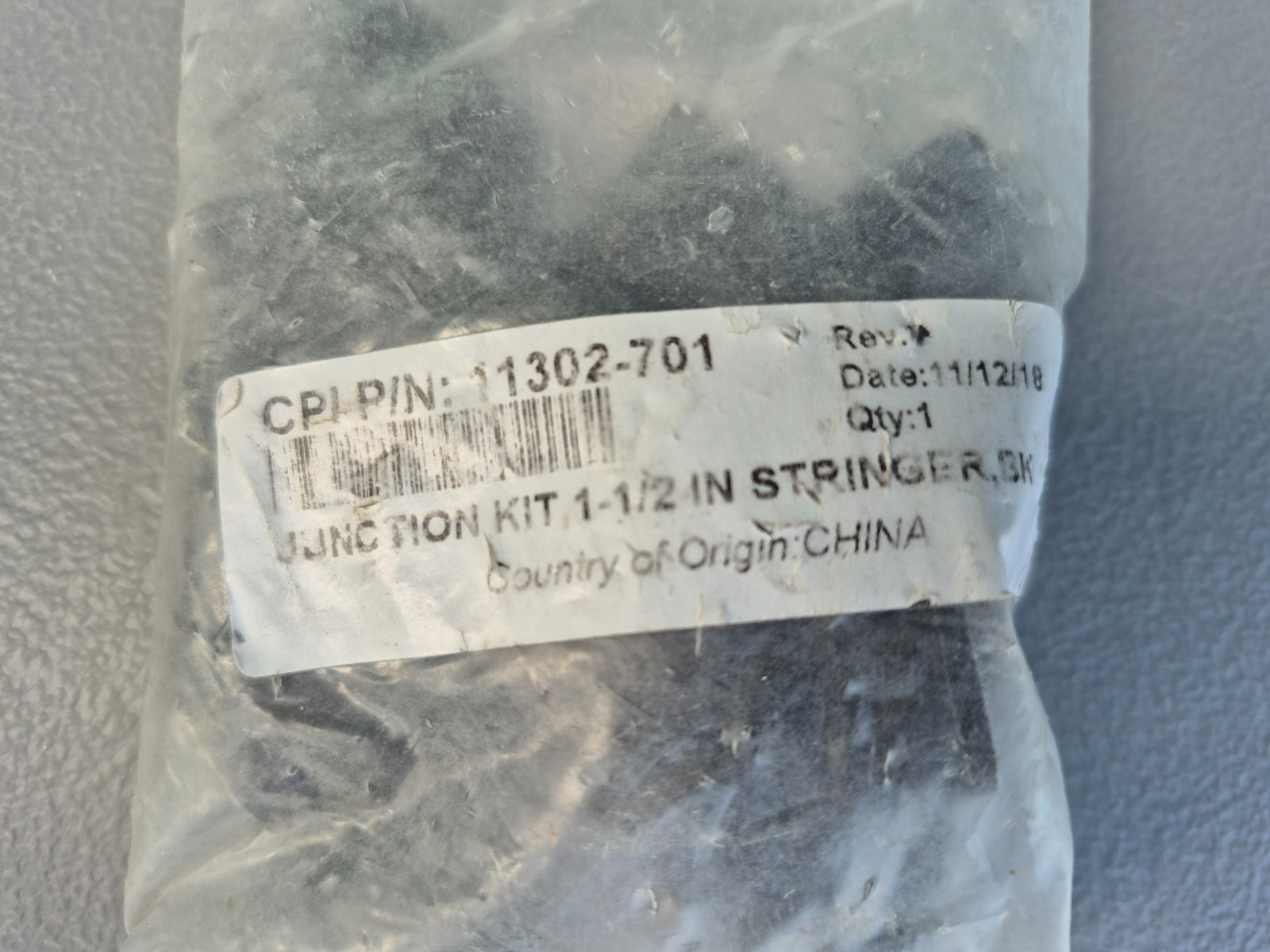 CHATSWORTH CPI JUNCTION KIT, 1-1/2 IN. STRINGER, BK, 11302-701, NEW IN PACKAGE