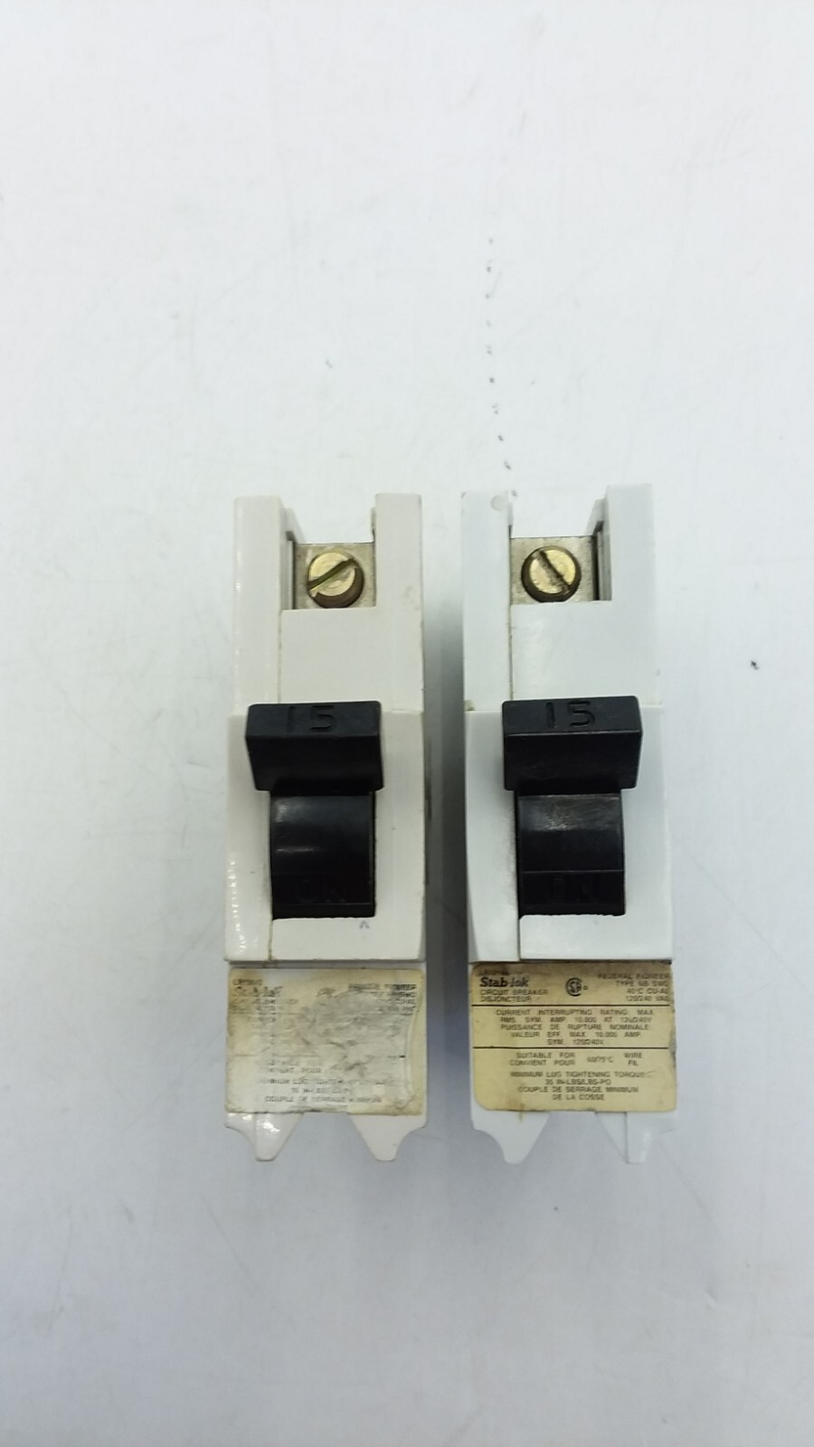 FEDERAL PACIFIC LR12188 CIRCUIT BREAKER 2 POLE 120/240V 15 AMP LOT OF 2