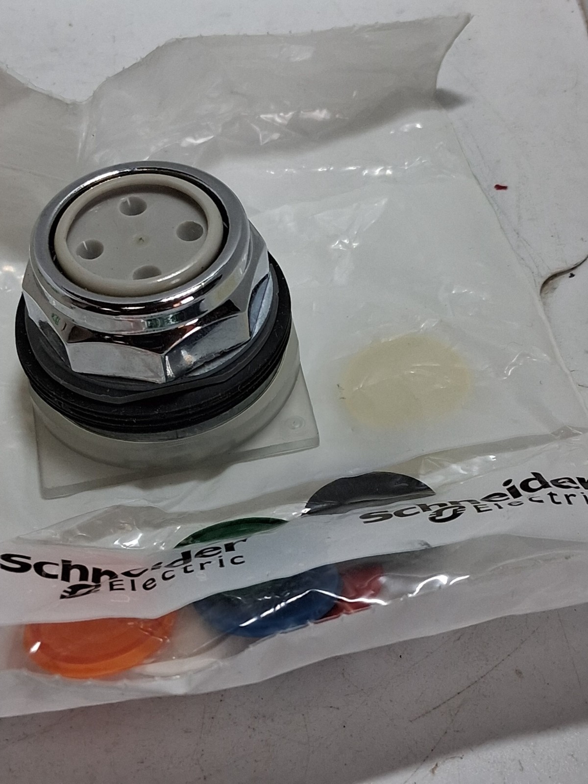 SCHNEIDER 9001KR1U PUSHBUTTON FLUSH 30MM W/MULTI COLOR LENS NIB