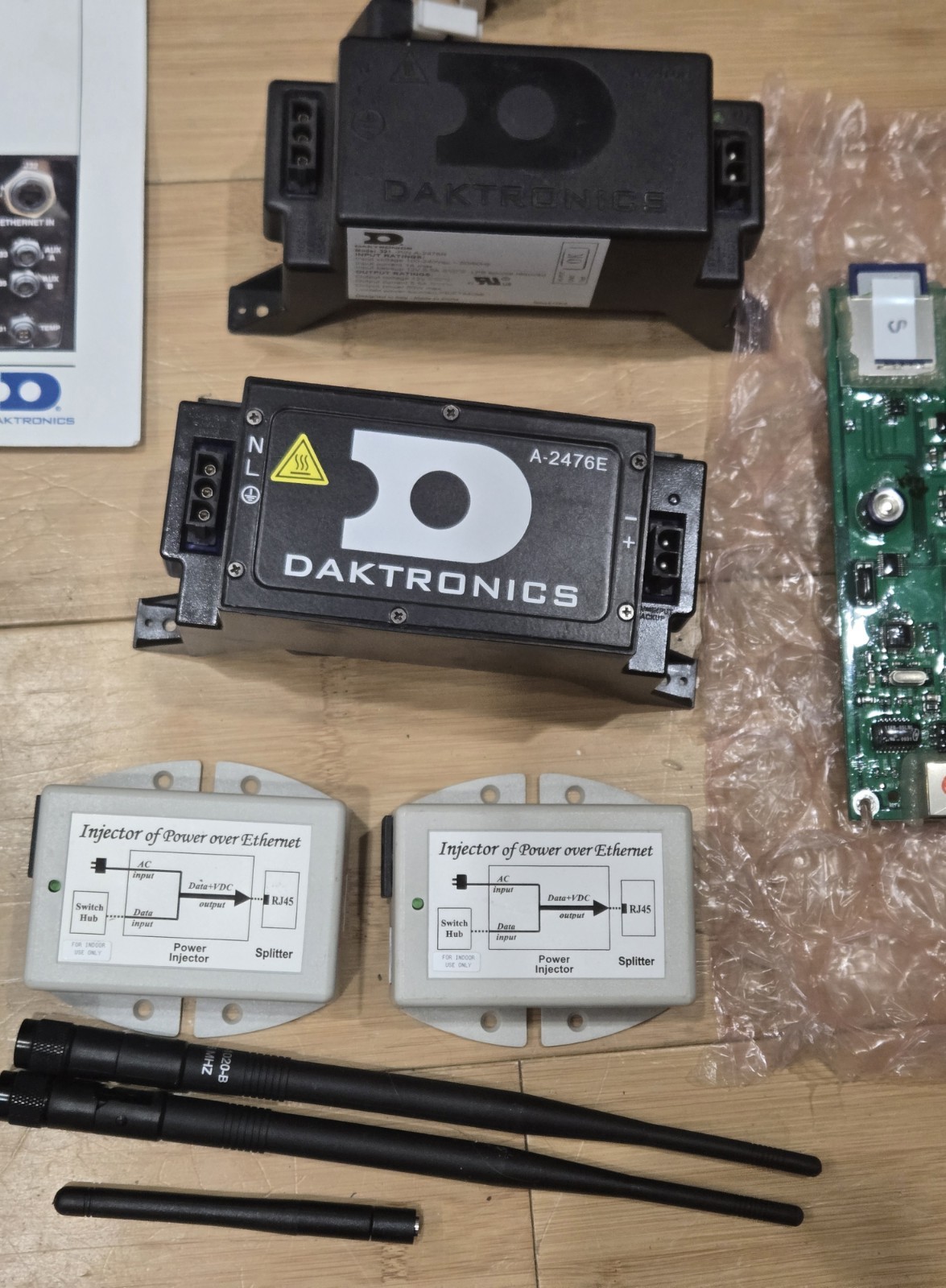 Lot of UNTESTED Items Daktronic Wireless Kit 0A-1327-1111 A-2476E Boards Etc