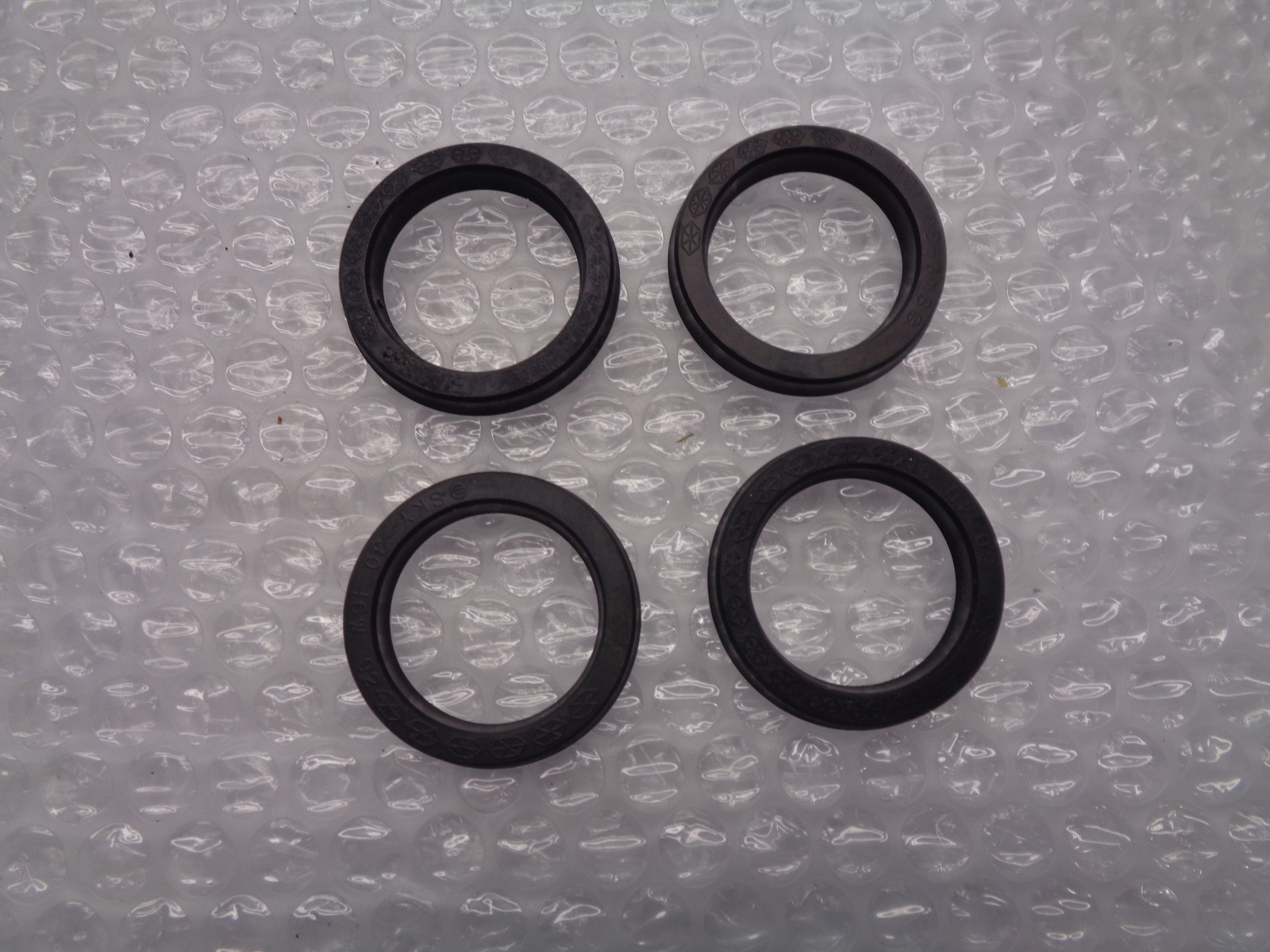 INDUSTRIAL SPARE SKY-30 SEAL LOT OF 4 NSNP
