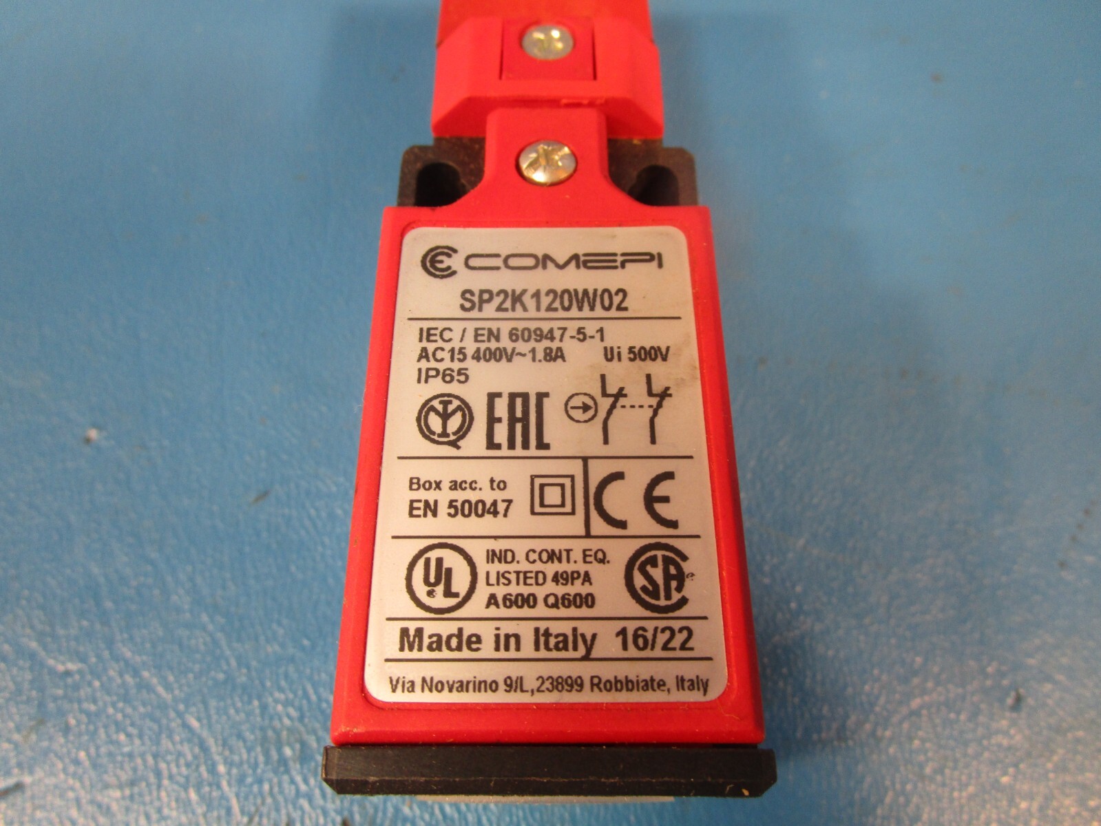 Compi SP2K120W02, Safety Switch, tongue (3-prong key) interlock, 360-degree