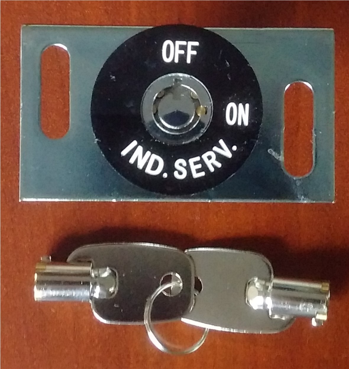 otis Independent Service + Two keys , IND. SERV. ON – OFF