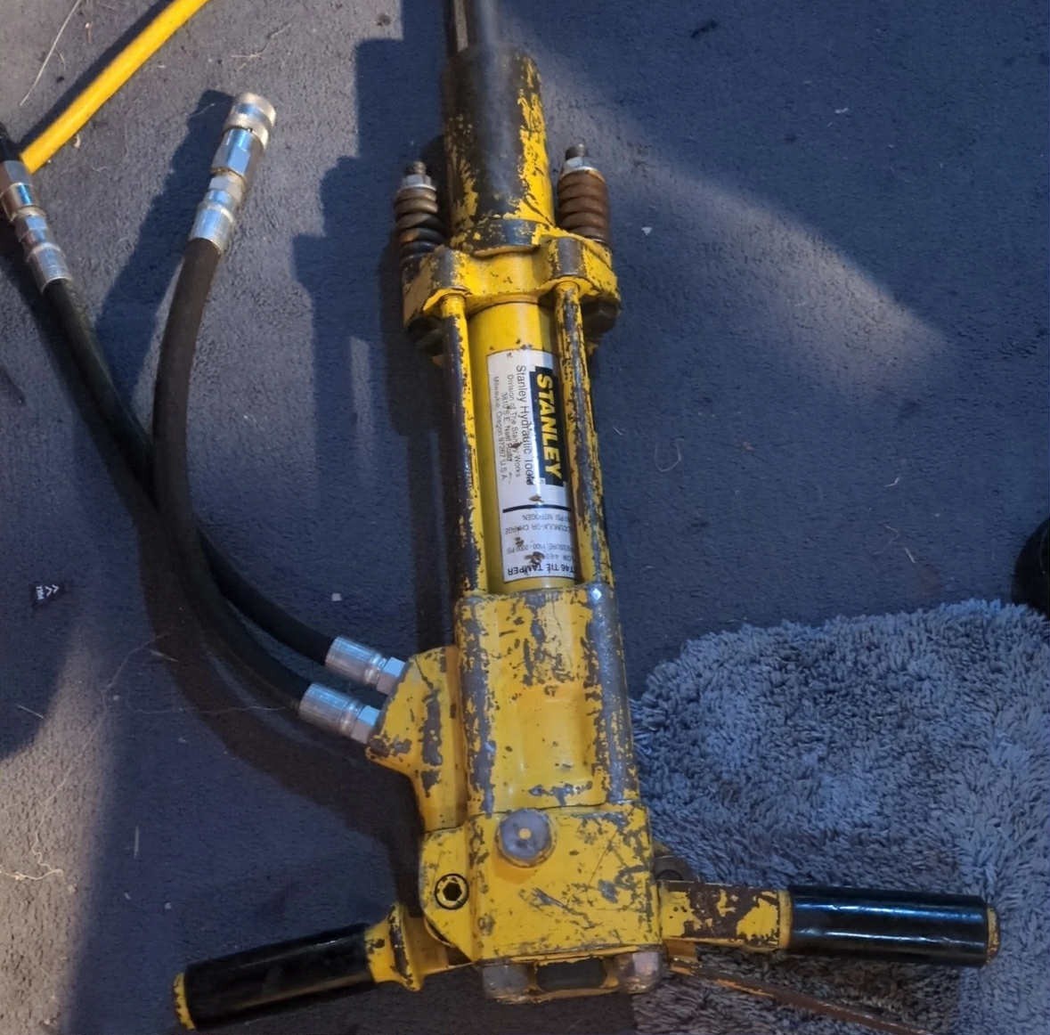Stanley TT46 Tie Tamper working