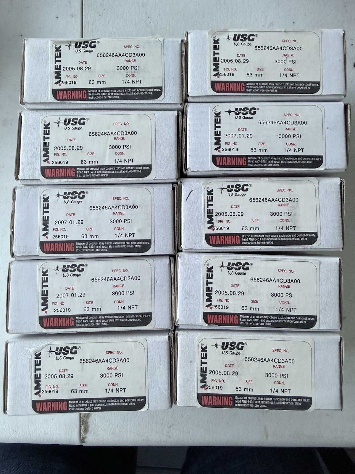LOT OF 10, AMETEK USG GAUGE 256019, 3000 PSI, 1/4″ NPT, SST, 656246AA4CD3A00