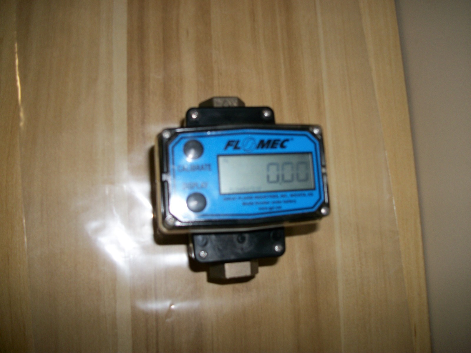 NEW UNUSED FLOMEC ELECTRONIC DIGITAL FLOWMETER MODEL G2B05N09GMA BO5N 300 PSI