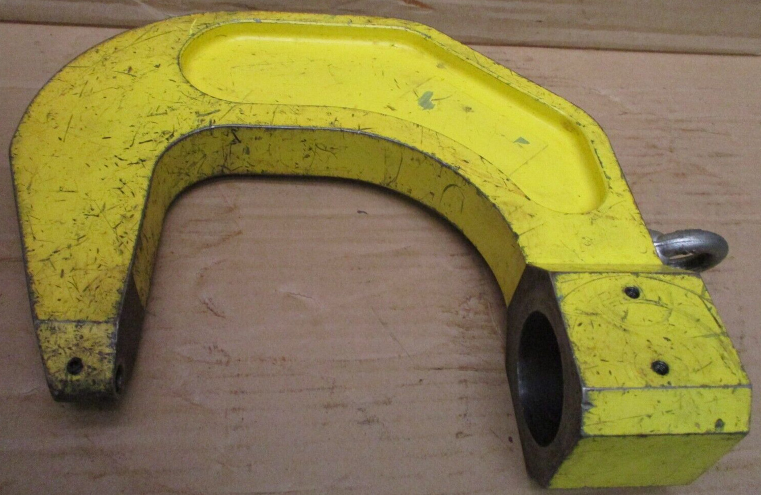 C-Fixture C125170101088091 12-1/8″ x 11″/10-1/4″ x 6-3/4″ A5775ISU