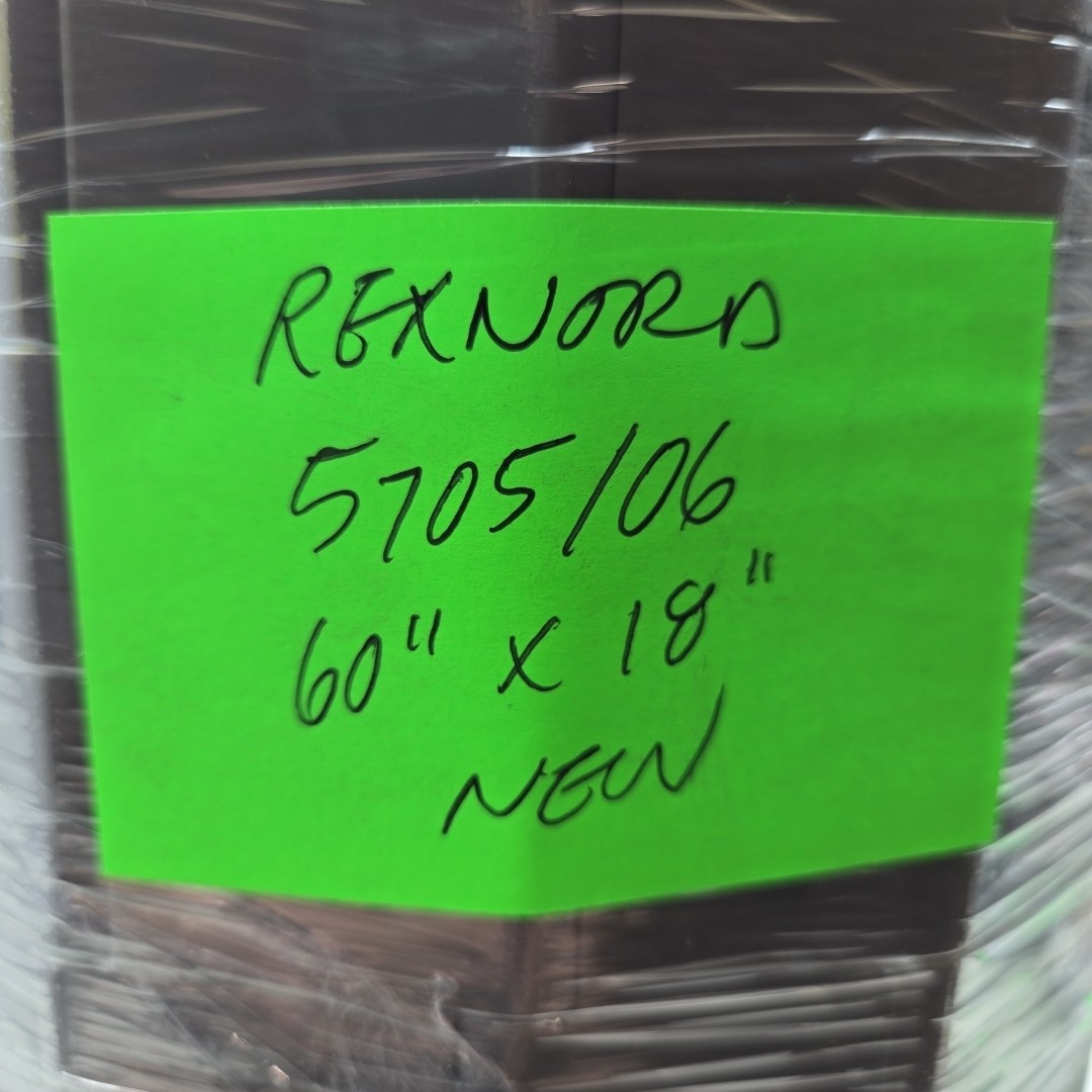 Rexnord 5705/06 Mat Top Chain 570506 60″ Length x 18″ Width Plastic Conveyor
