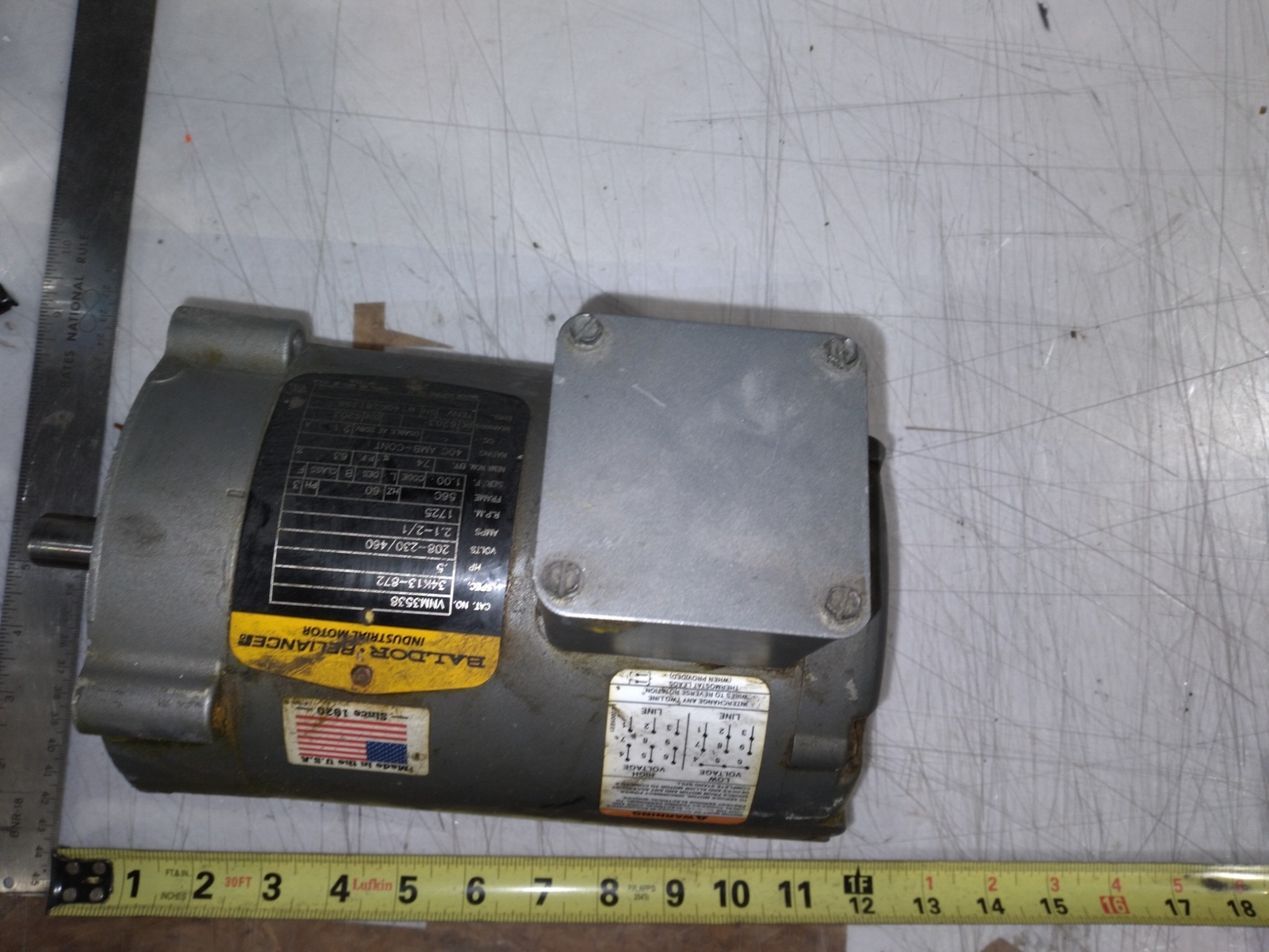 BALDOR RELIANCE INDUSTRIAL MOTORS VNM3538 208-230/460 VOLTS 2.1-2/1 APMS