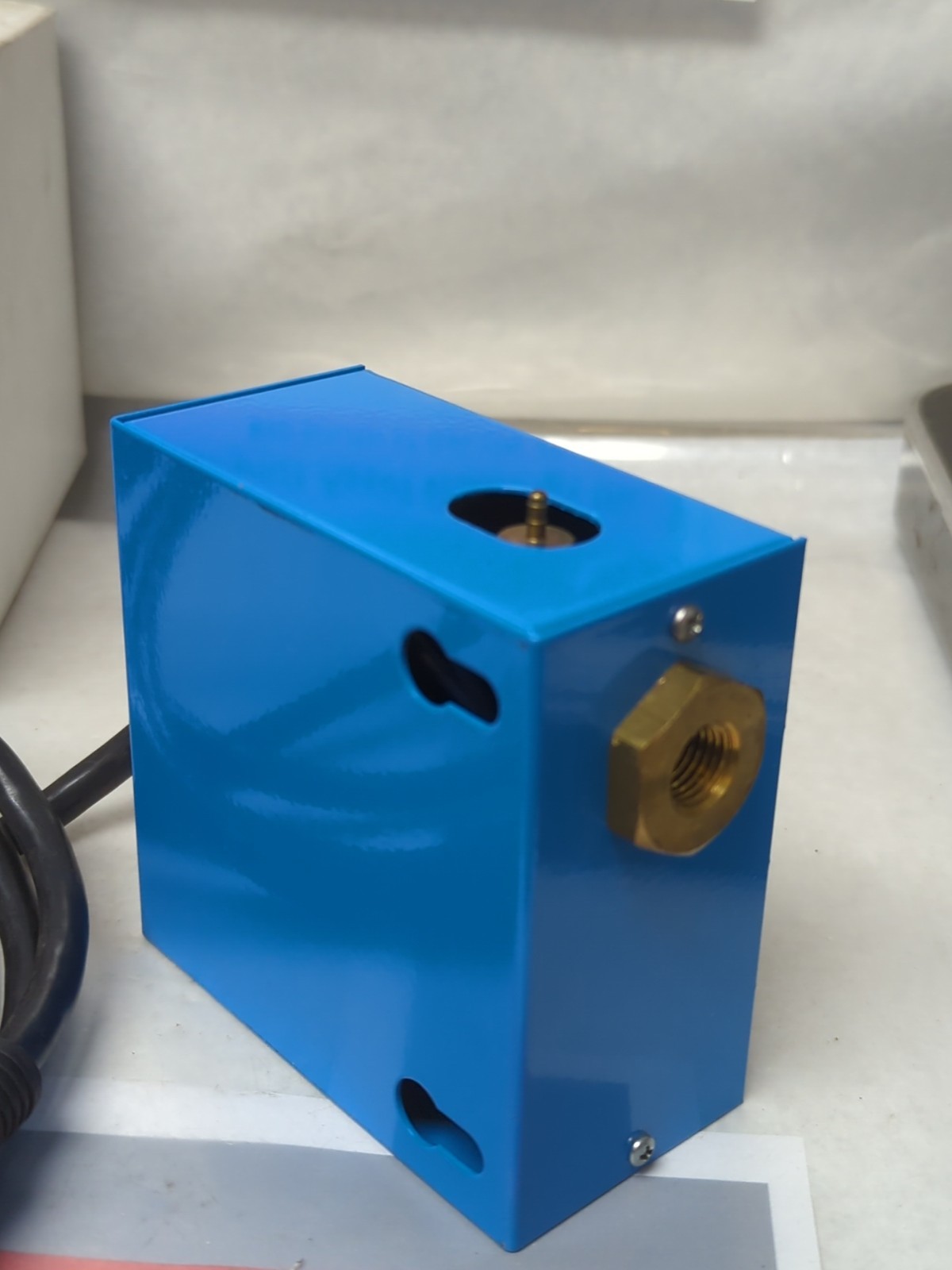 SUBURBAN MACHINE,50/60 CYCLE,DRAIN MINDER 110 VOLT PRE-OWNED