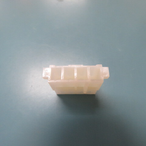 MOLEX 15-24-4048 Qty of 100 per Lot 4 CONTACT(S), FEMALE, POWER CONNECTOR