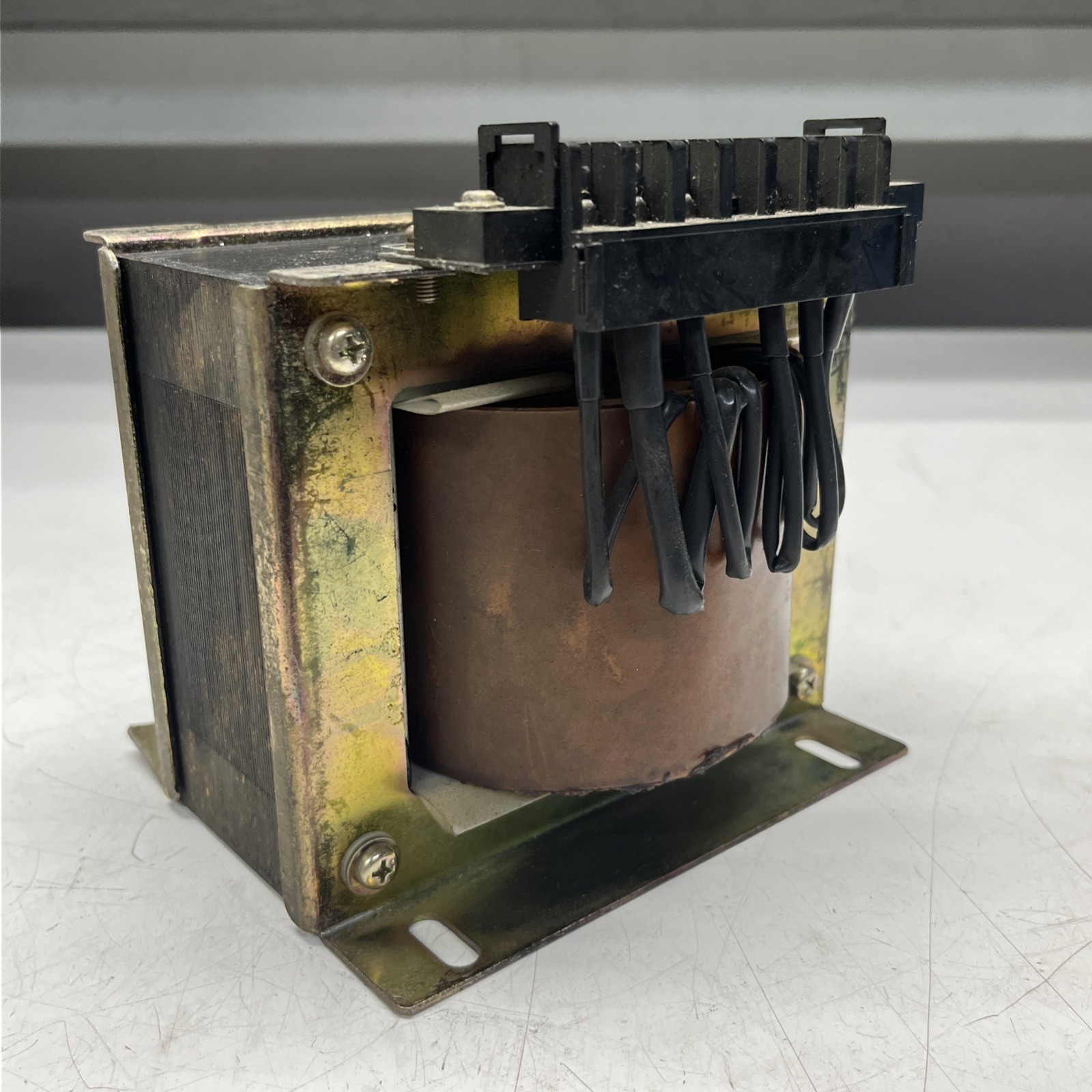 KUNIDENKI TRANSFORMER 50/60HZ 300VA