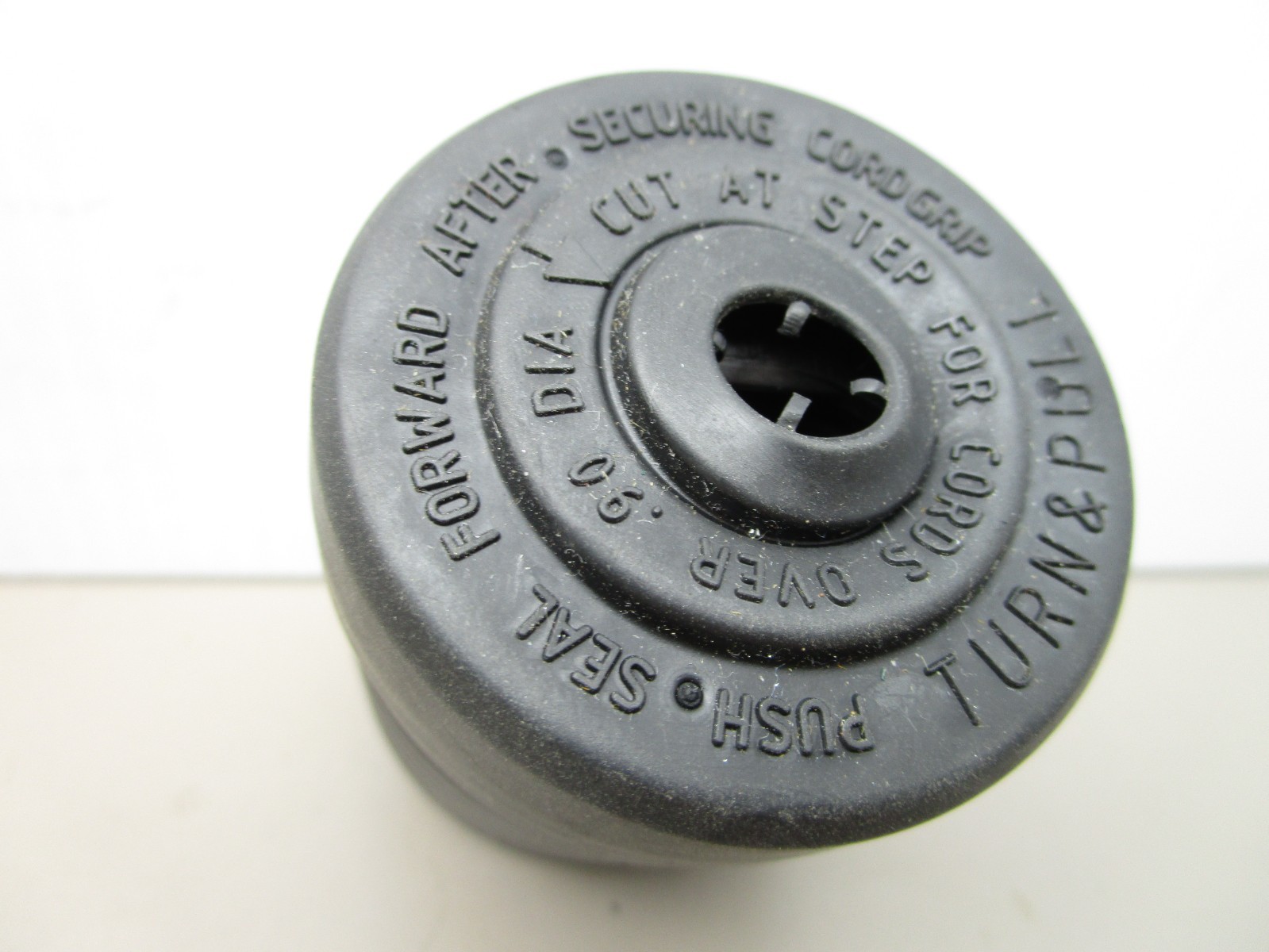 Pass and Seymour L520C Twist Lock Cord End Plug 20A 125V 3-Pole Female