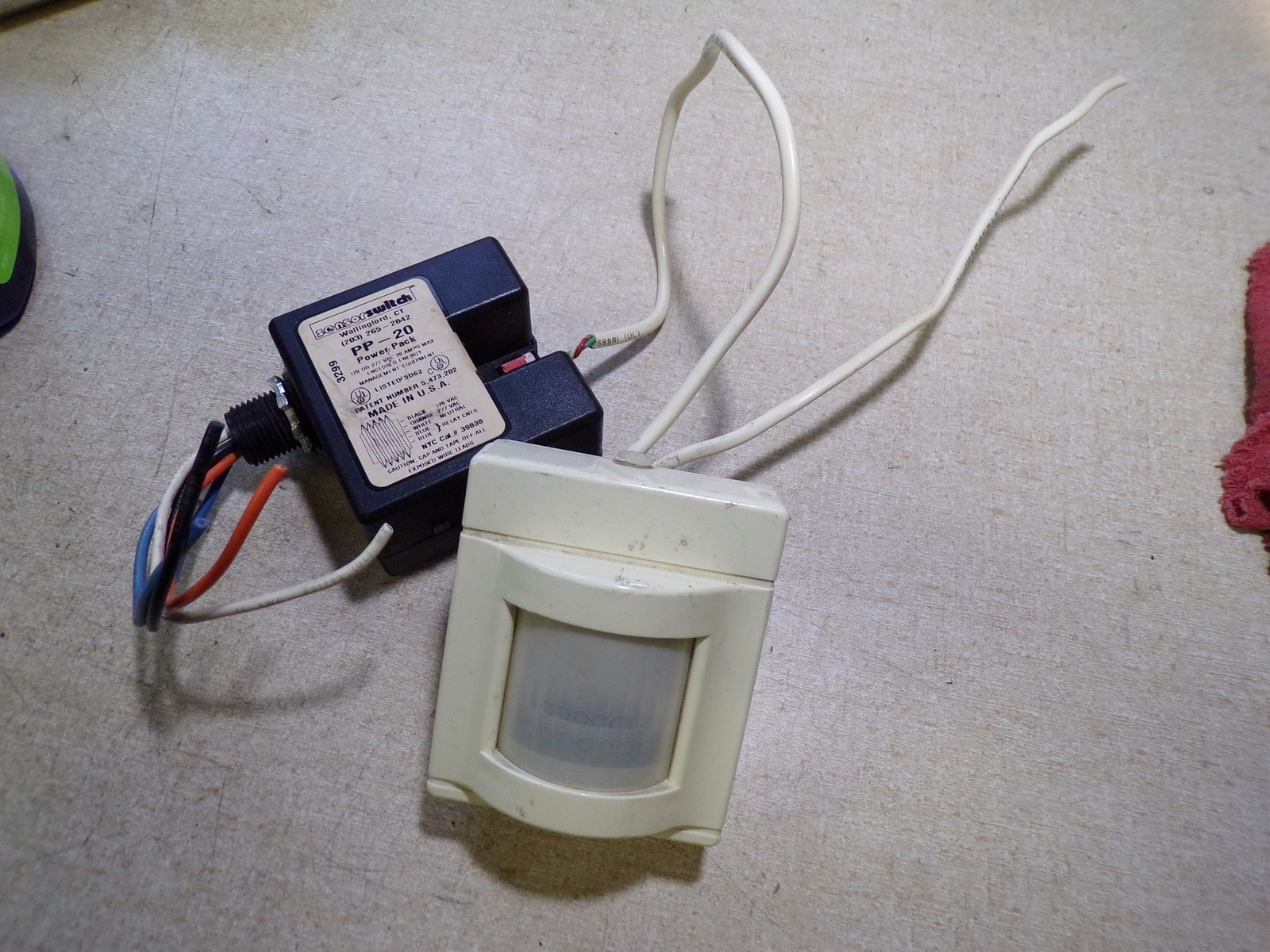 Sensor Switch PP-20 Power Pack w/ WV-16/3399 Low Voltagee Wide View