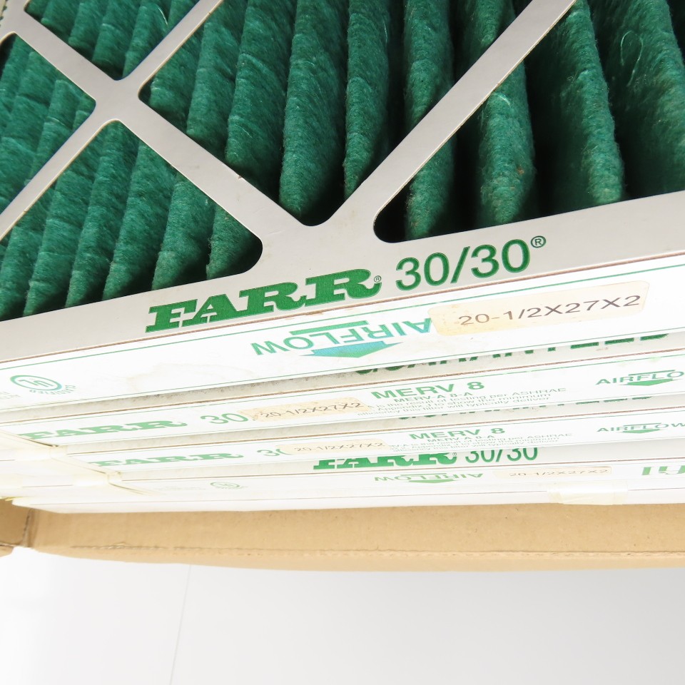 Camfil Farr 30/30 Pleated Air Filters MERV 8 20-1/2x27x2″ Lot of 6