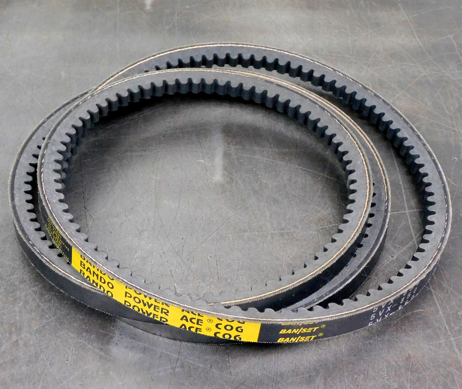 Bando – 5VX-850 Ban/Set Power Ace Cogged Wedge V-Belt Matched Lot of Five (5)