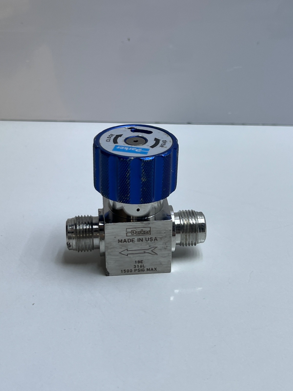 Parker 18E-882VMVM Regulator 1500 PSIG MAX 55500372