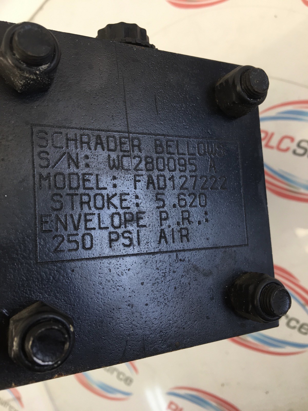 SCHRADER BELLOWS FAD127222 5.620 STROKE ENVELOPE P.R. 250PSI AIR CYLINDER