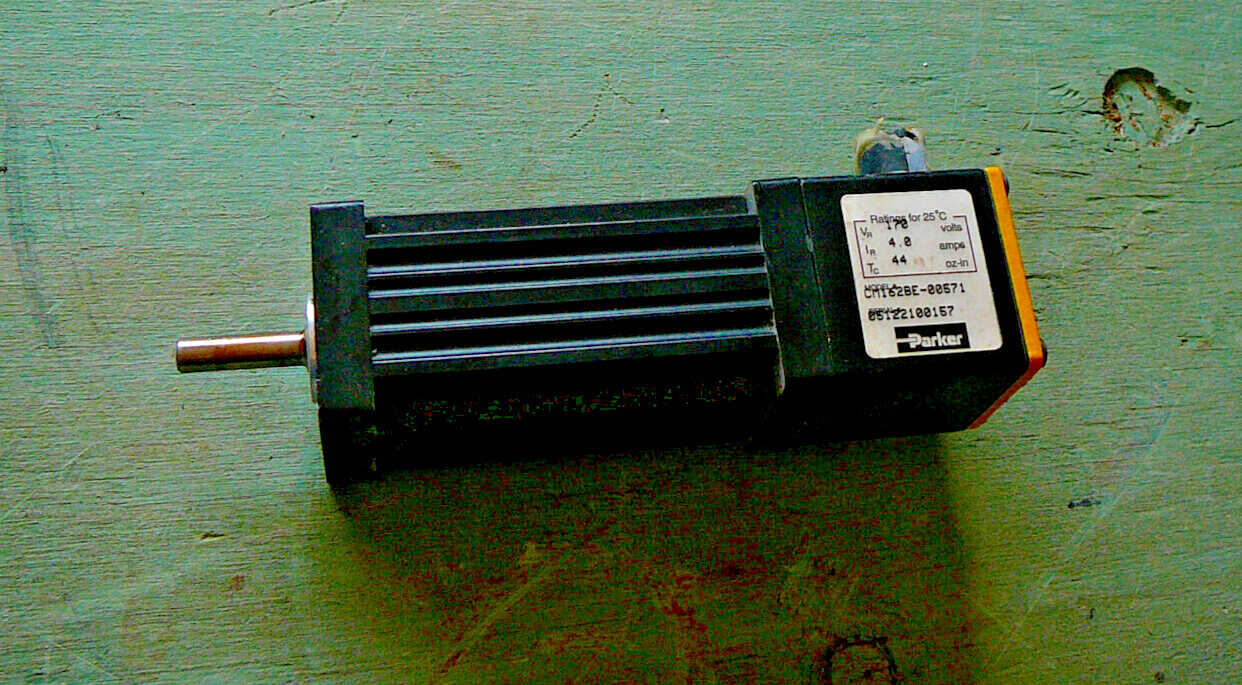 PARKER COMPUMOTOR CM162BE-00571 170V 4.0A 44OZ-IN