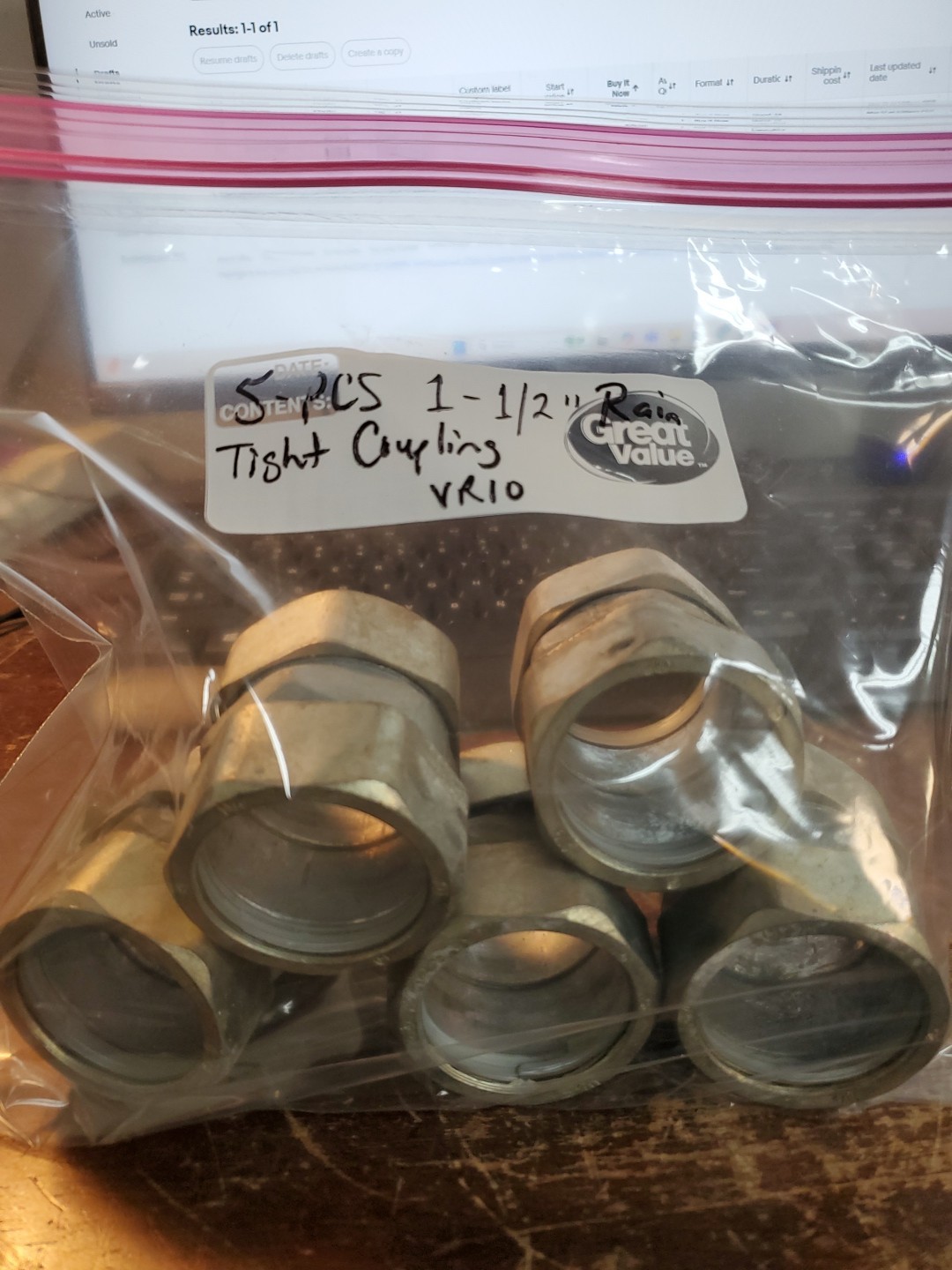 (5-PCS) 1-1/2″ RAIN TIGHT COMPRESSION COUPLING (VR10)