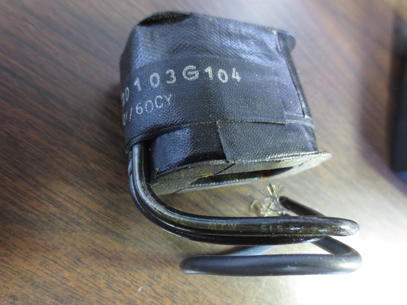 GENERAL ELECTRIC / GE 22D103G104 COIL – 440V, 60Hz – NEW SURPLUS