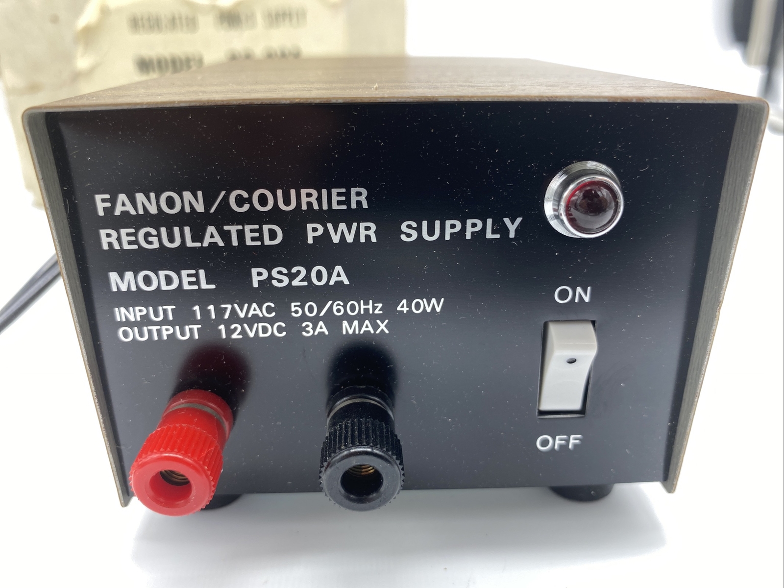 New In Box Fanon/Courier Regulated Power Supply PS-20A