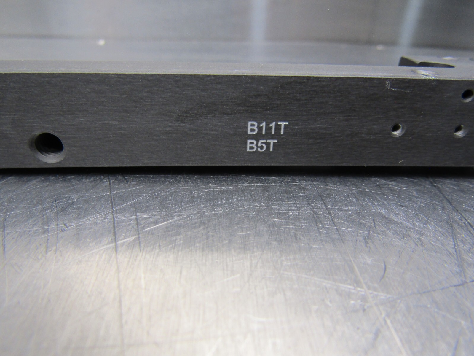 Komax VAR.048 0051516 Feeding Track