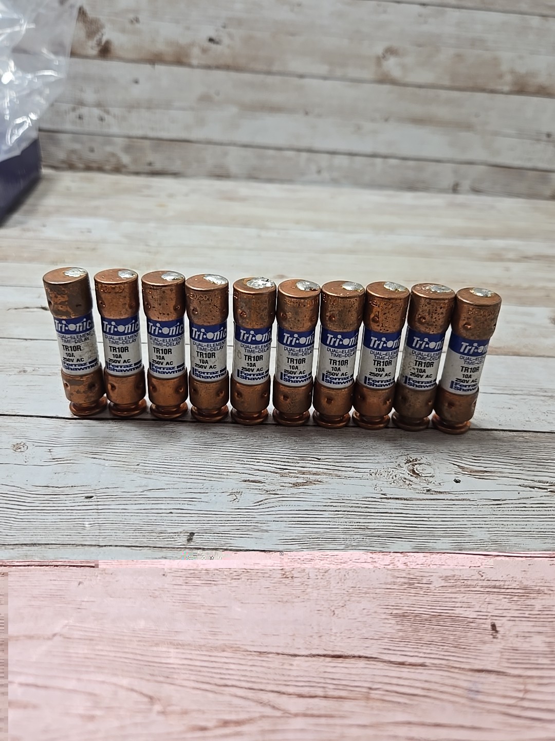 Lot of (10) TR10R Fuse 10A 250 V Class RK5 (Tri-Onic)
