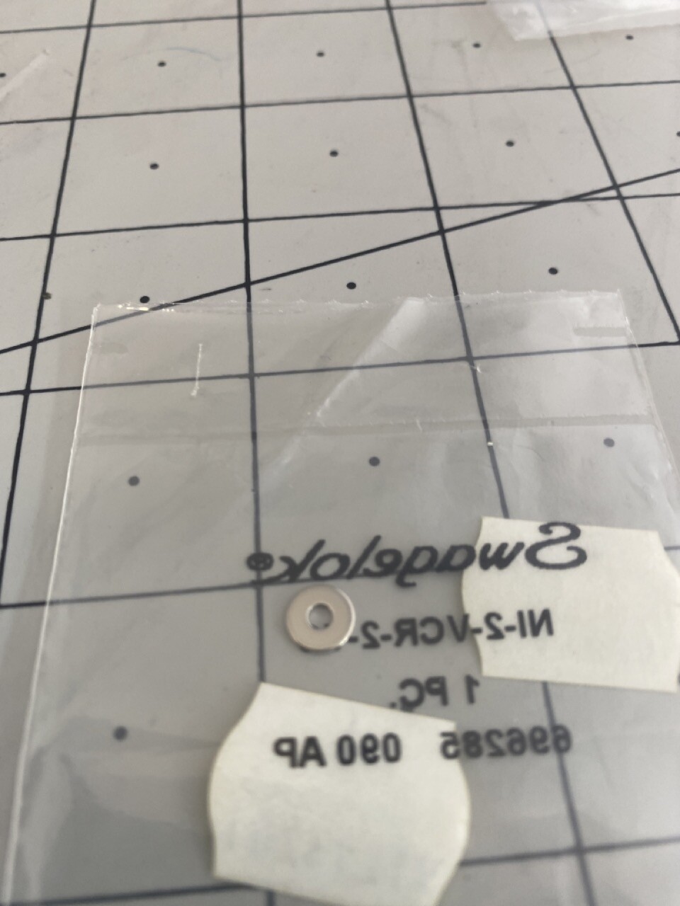 Swagelok Unplated Gasket, Non-Retained 1/8″ PN: NI-2-VCR-2-VS