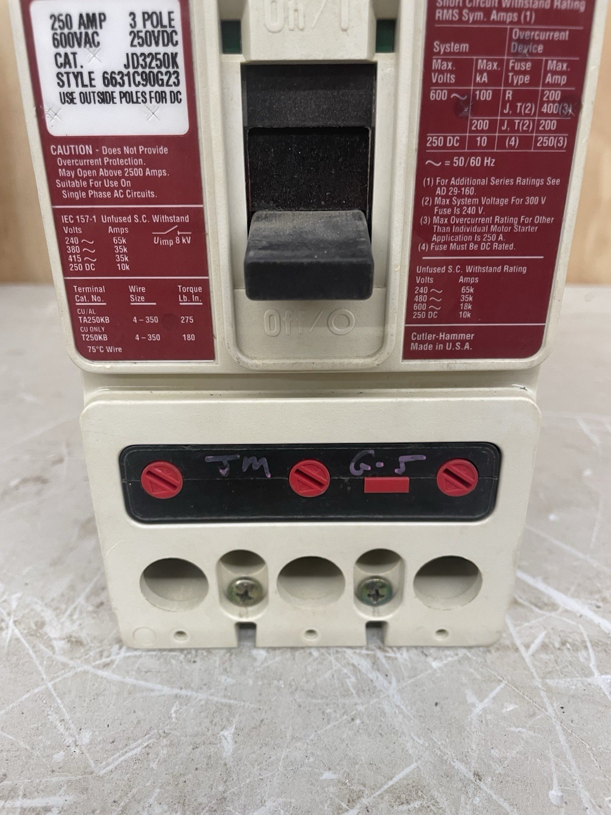 CUTLER-HAMMER JD3250K SER C 250 A 3P MOLDED CASE BREAKER