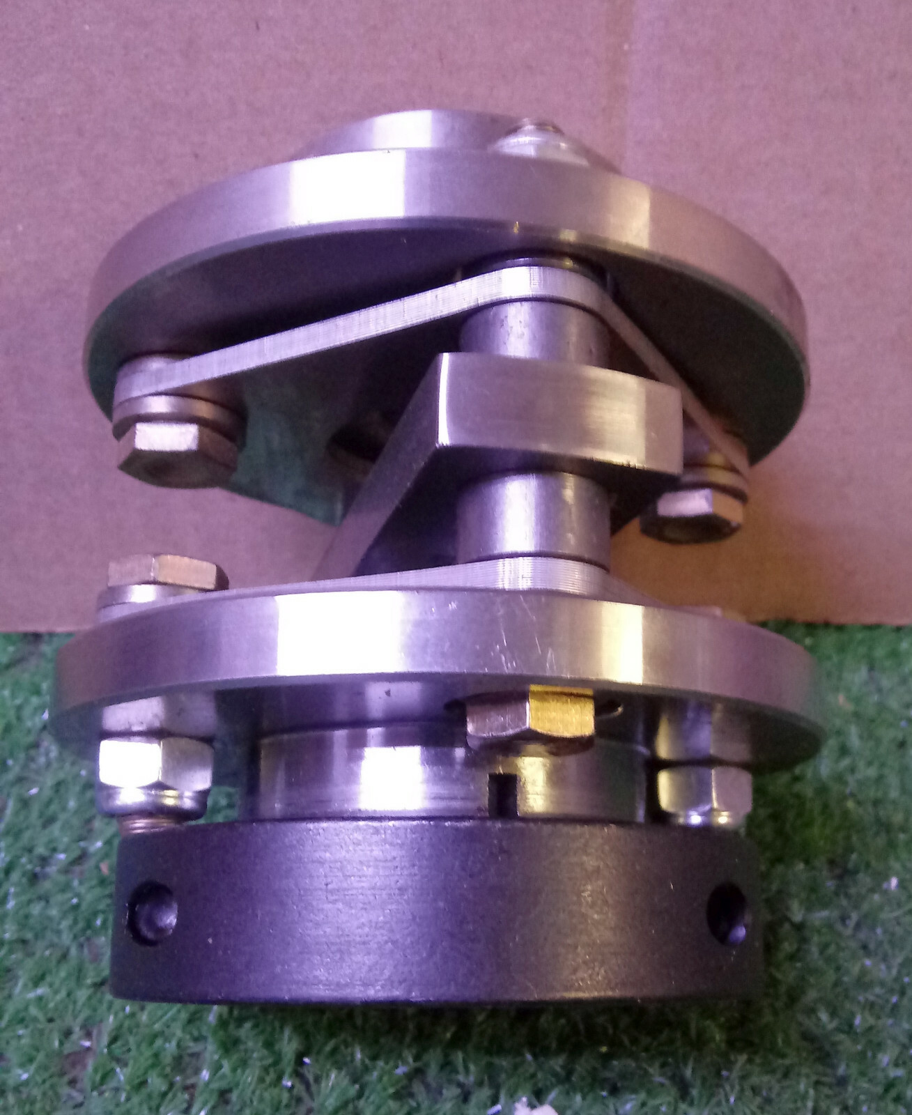 1 NEW TB WOOD’S AX15-0101 4-BOLT COUPLING NIB ***MAKE OFFER***